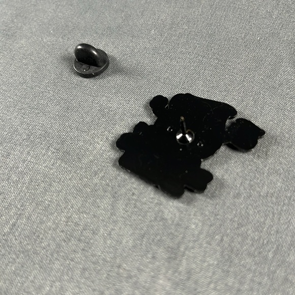 Kool-Aid Man 1 Inch Enamel Pin - Picture 2 of 3